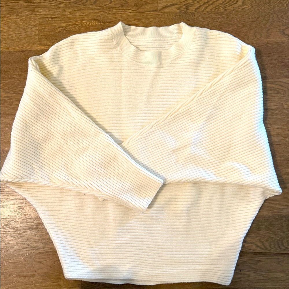 Basic beige dolman style sweater! Size medium